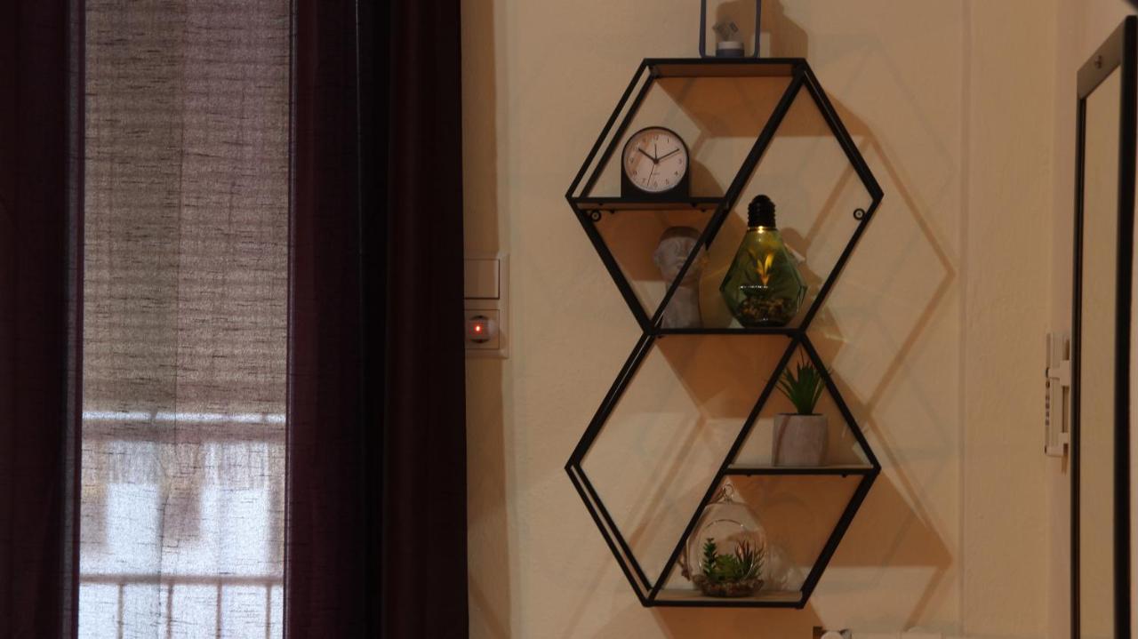 Tobacco Warehouse Apartment Кавала Екстериор снимка