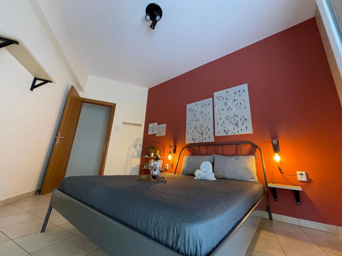 Tobacco Warehouse Apartment Кавала Екстериор снимка