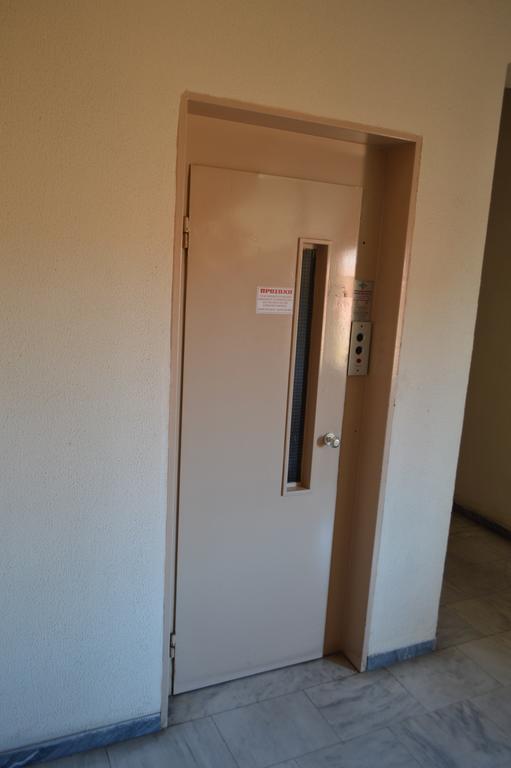 Tobacco Warehouse Apartment Кавала Екстериор снимка